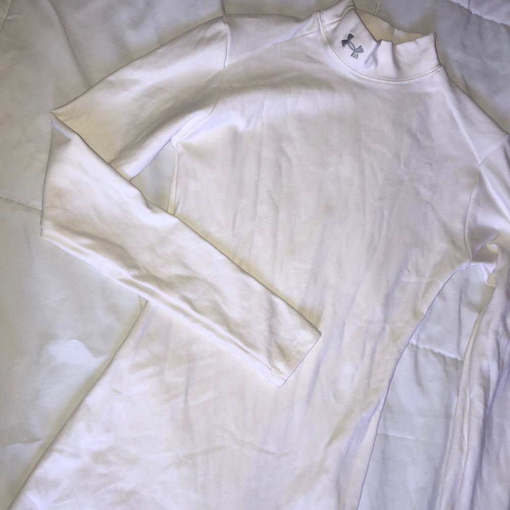 White under armour shirt